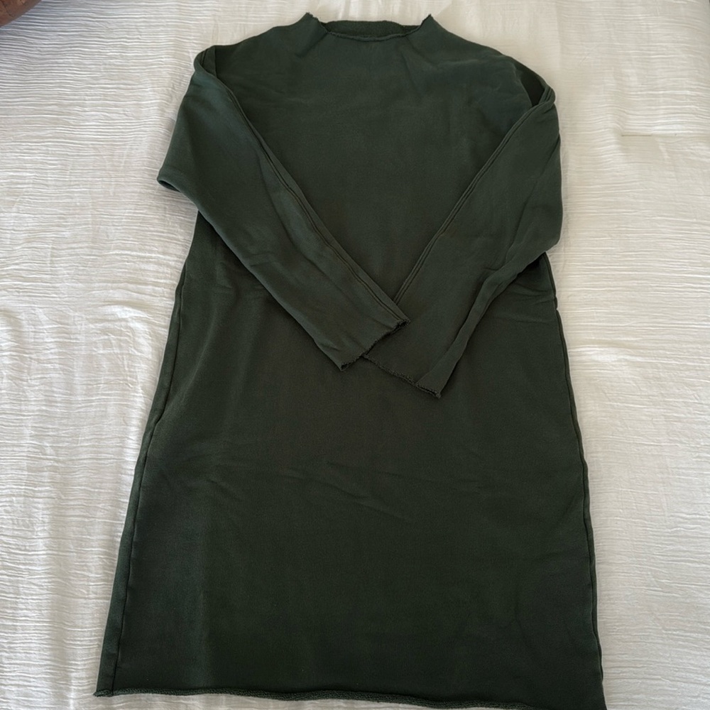 Frank and Eileen sweat shirt dress. Dark green. Size M